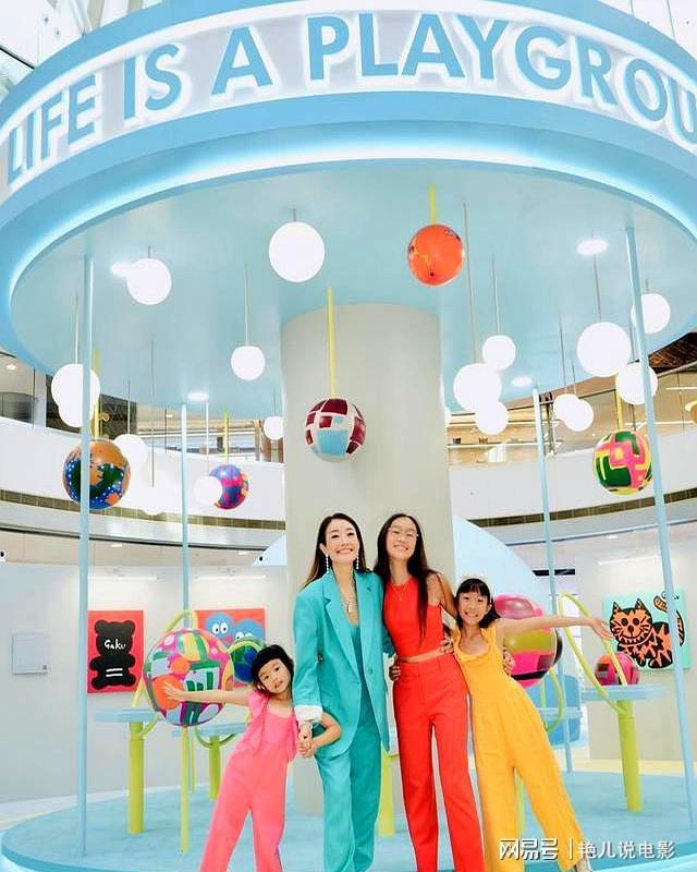 了四个女儿否认为了要生男孩子而继续生育k8凯发一触即发49岁香港女星已经生(图3)