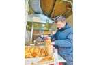 饼：祭灶日的烟火传奇凯发k8入口靳贤书烧